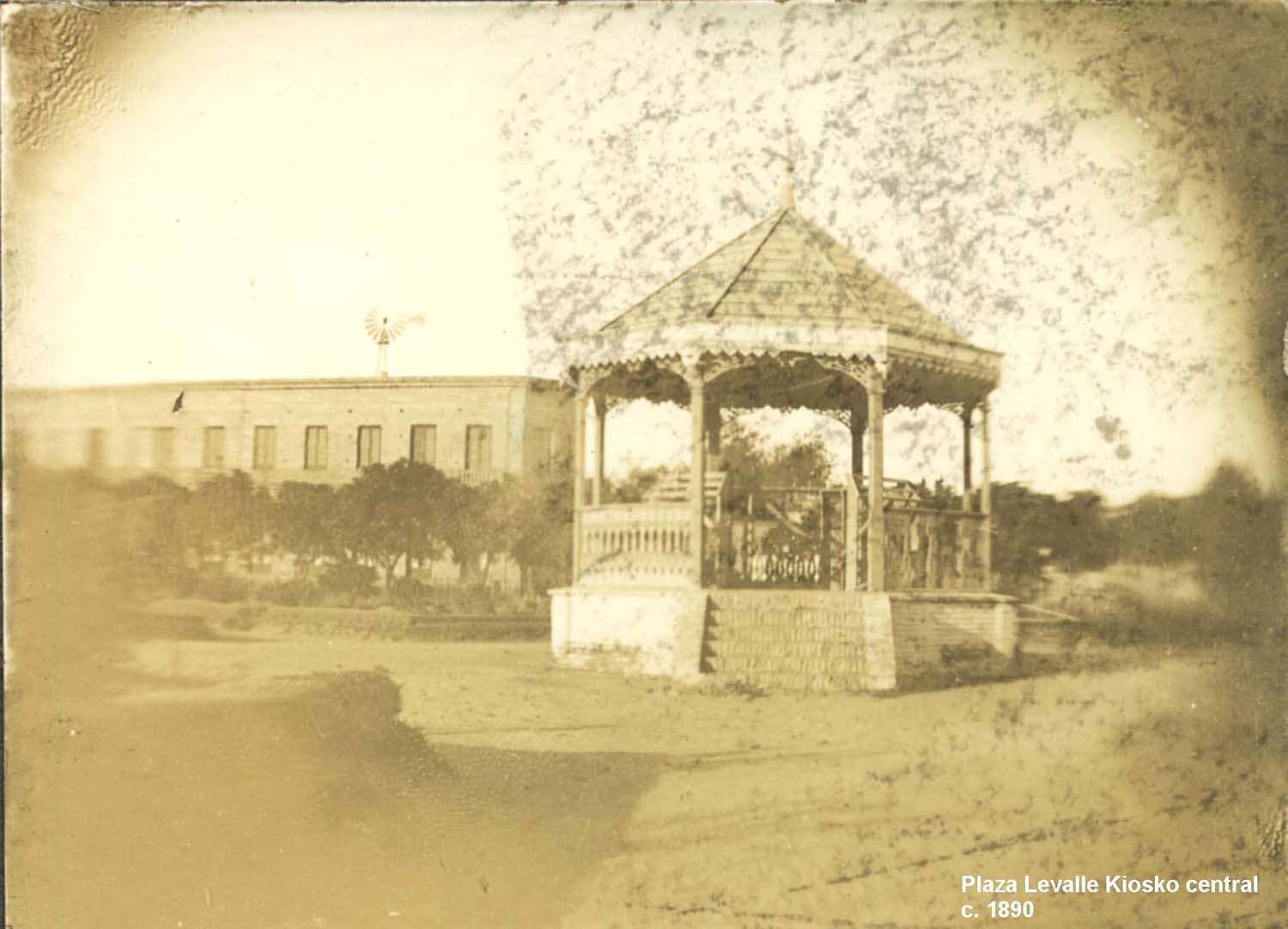 plaza levalle 1890