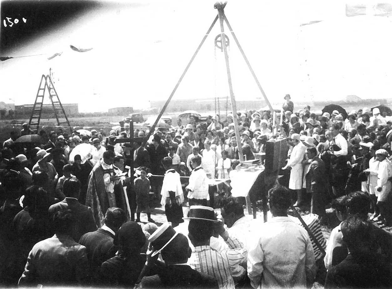 CURA RAED CARHUE capilla epecuen
