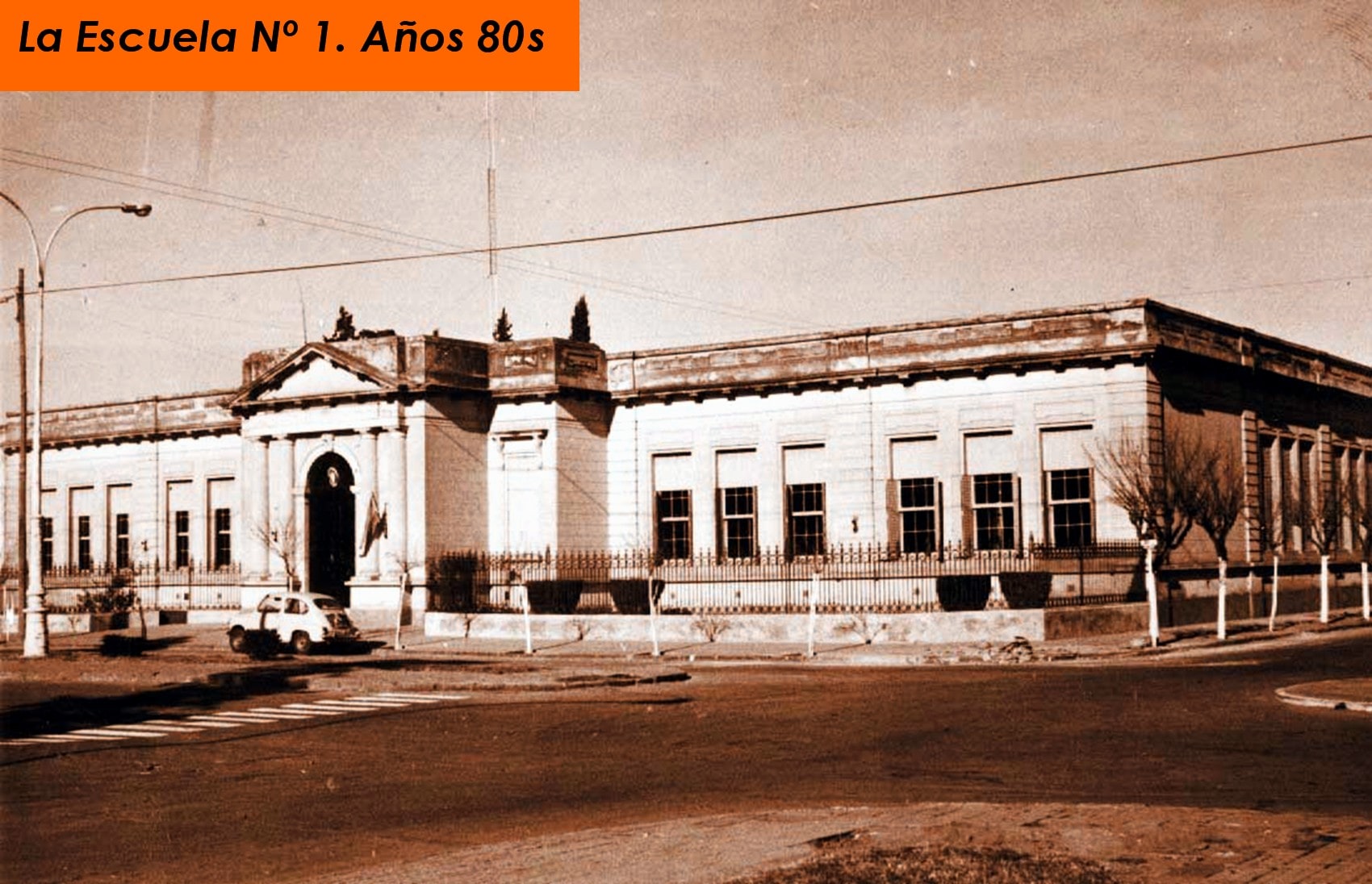 ESCUELA 1 CARHUE