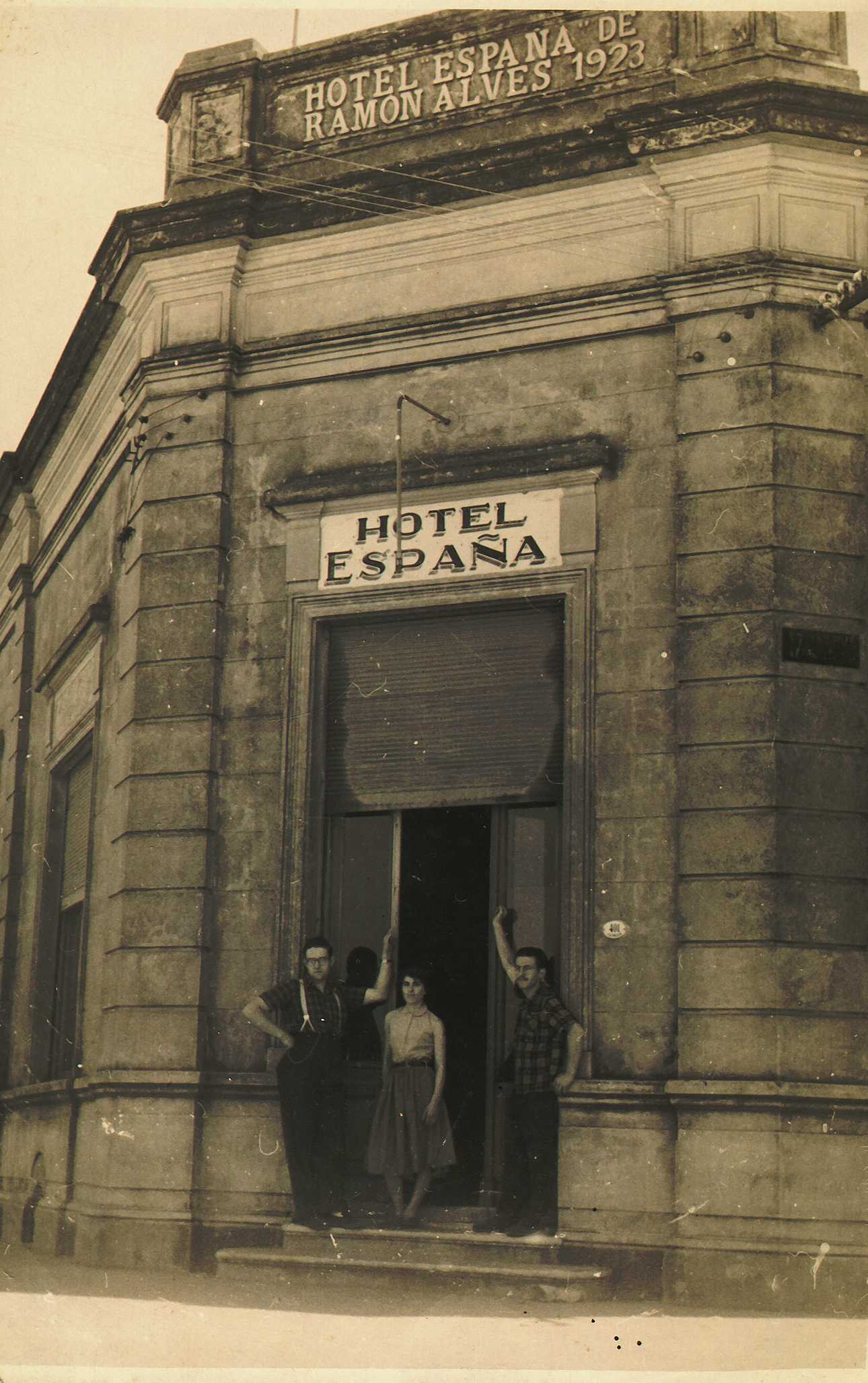 TRAGEDIA ASESINATO MASACRE ALVES ALVEZ CARHUE 