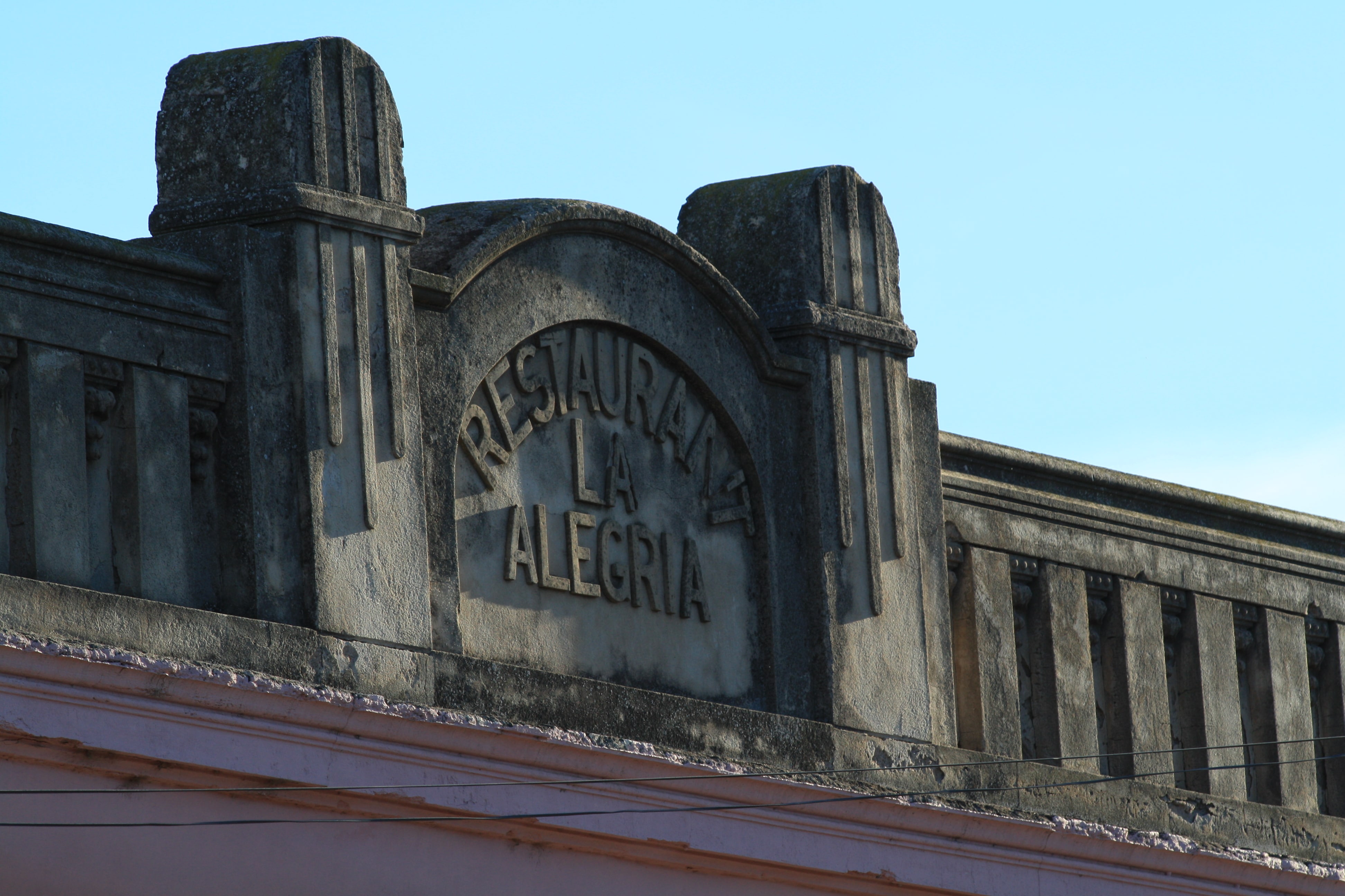 AGUSTIN ZAMBRANA LA ALEGRIA HOTEL RESTAURANT CARHUE