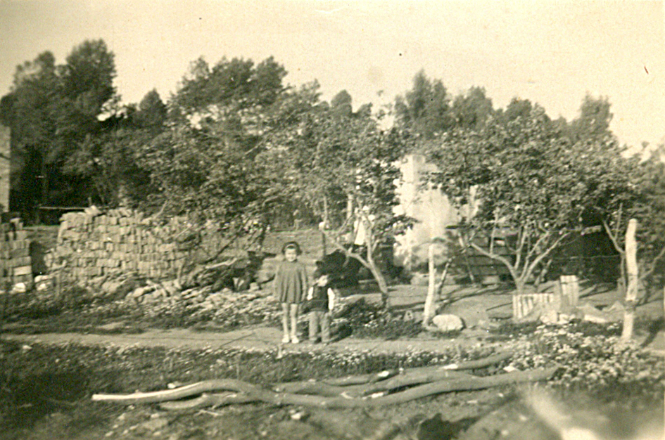 1960 Don Capintini, Encargado del Vivero municipal carhue