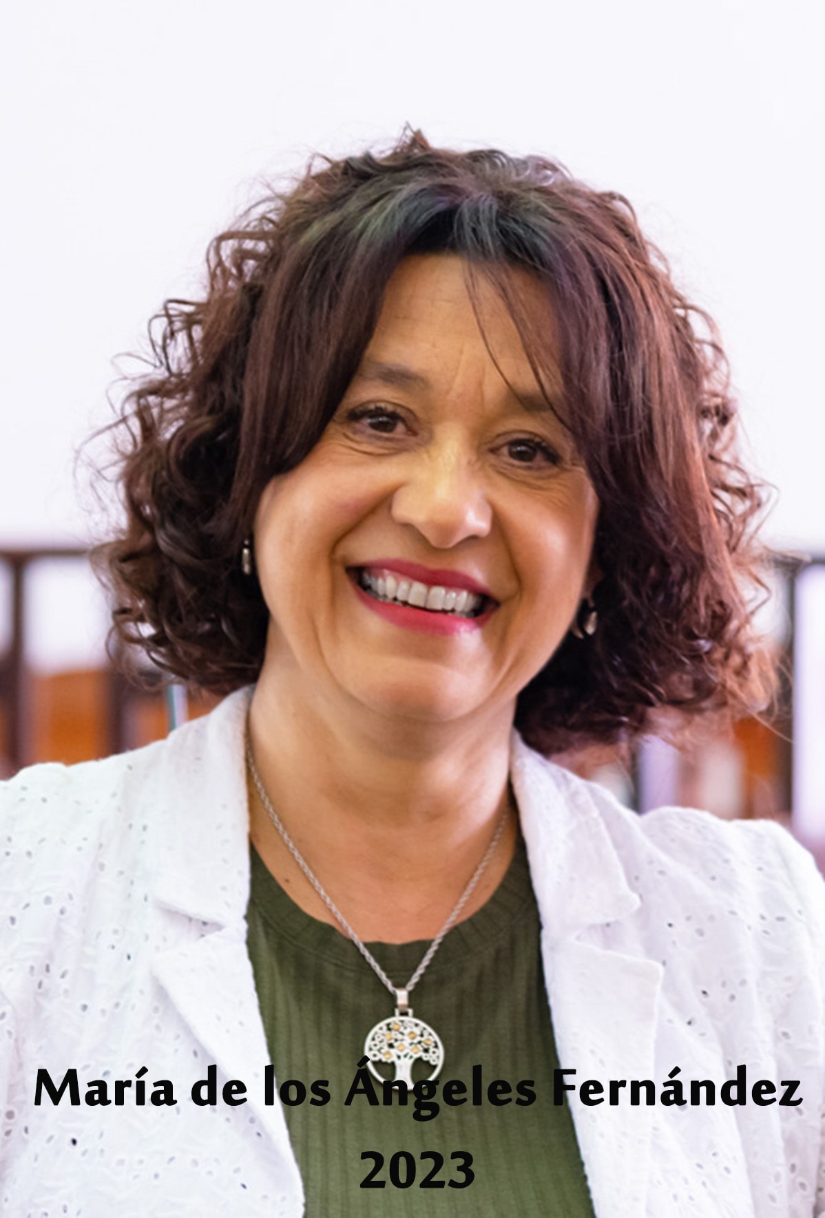 MARÍA DE LOS ANGELES FERNANDEZ