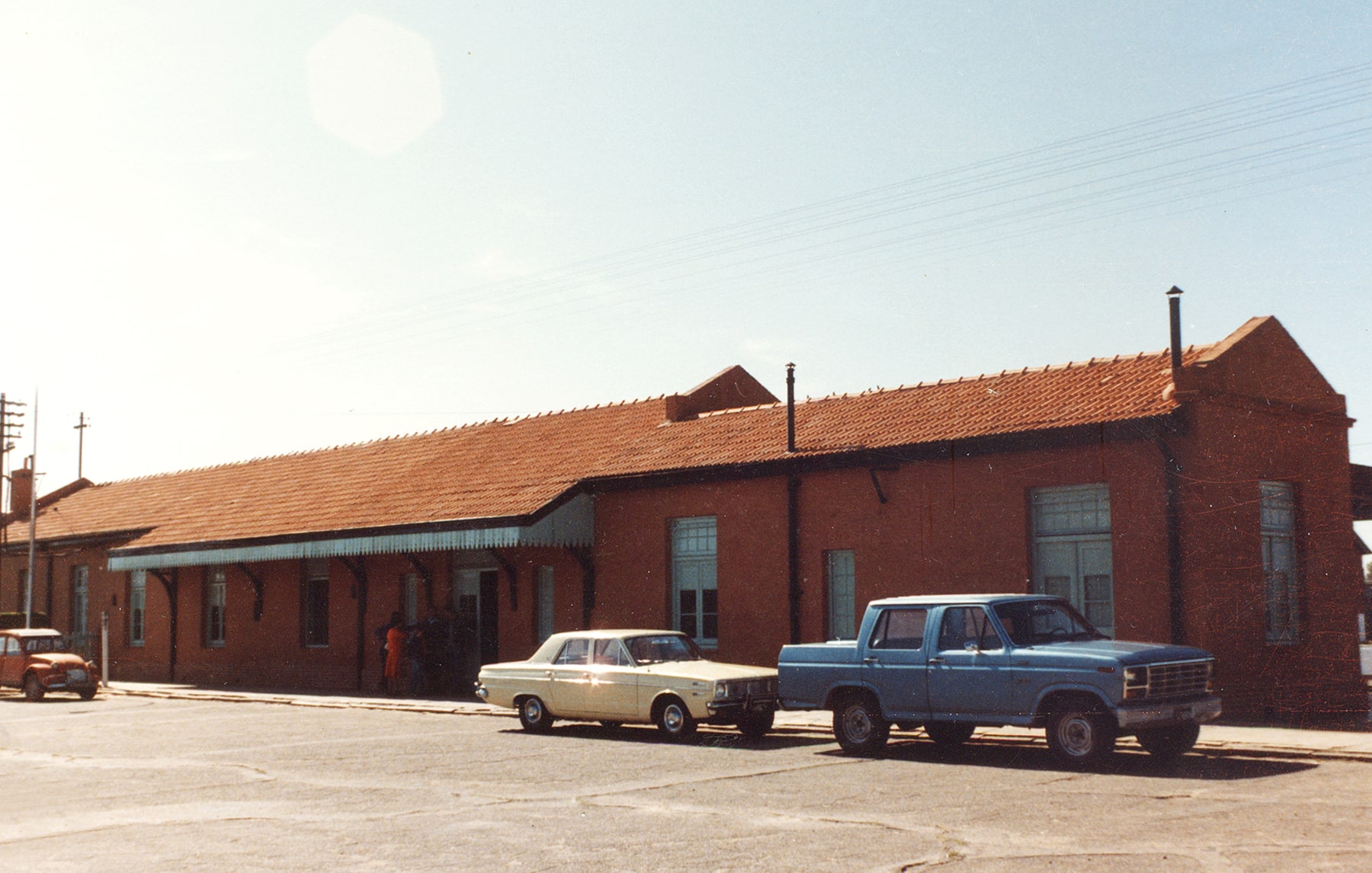 1986. Estación del tren Carhue BARRIO ESTACION CARHUE
