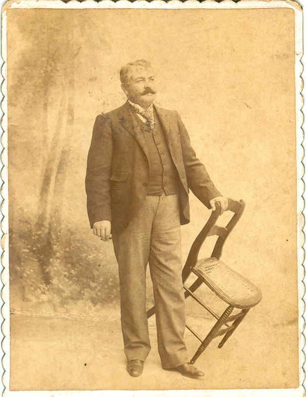 BARTOLO MOLINA CILLEY TERESA CARHUE ENFERMERIA