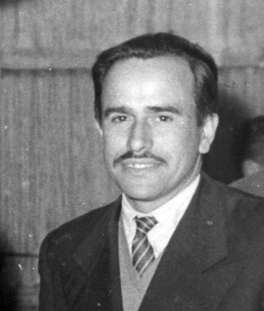 Rodolfo Gómez Fernández, "Pichón" RODOLFO GOMEZ PICHON ESCULTOR ARTISTA CARHUE