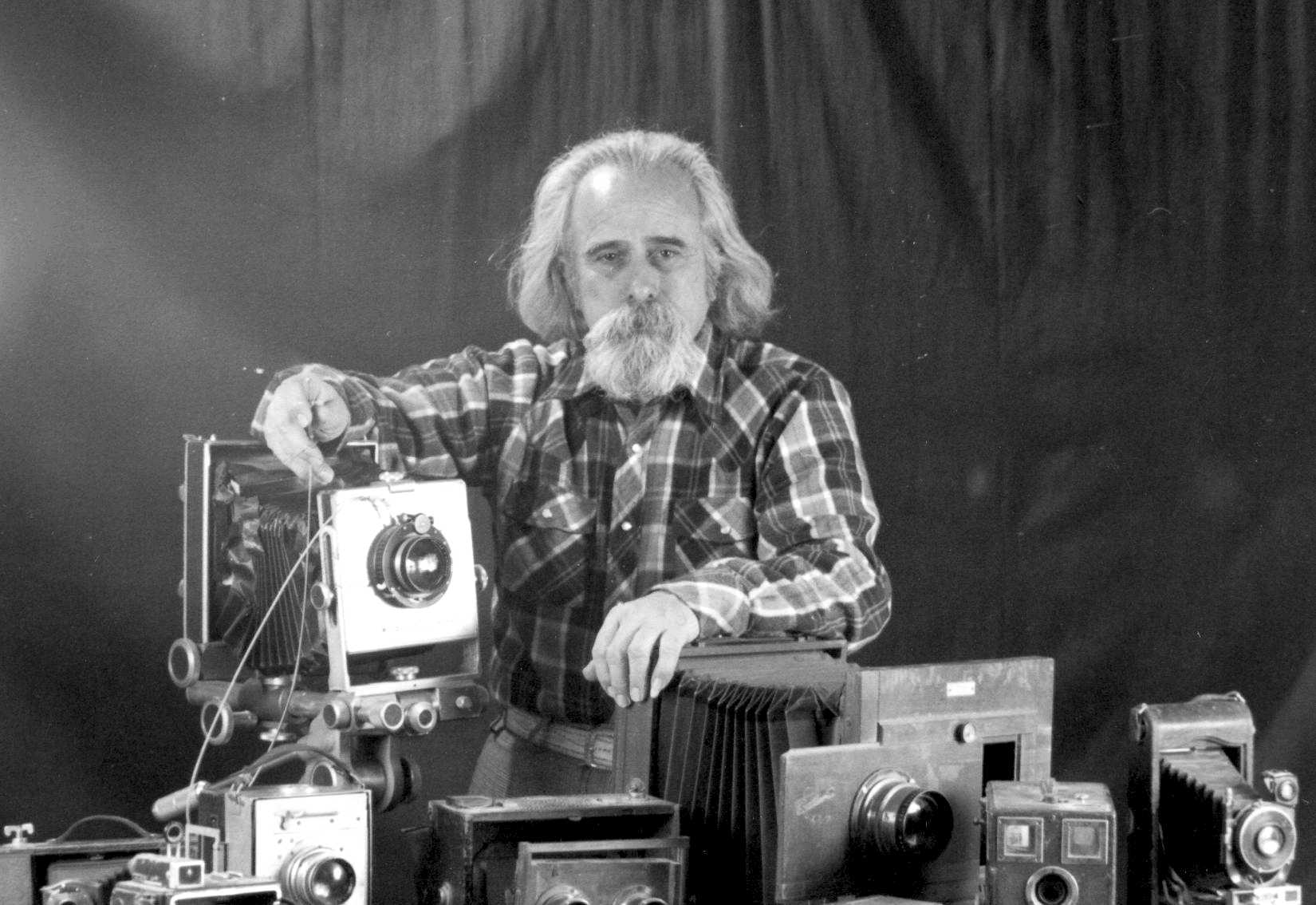RODOLFO GOMEZ PICHON ESCULTOR ARTISTA CARHUE