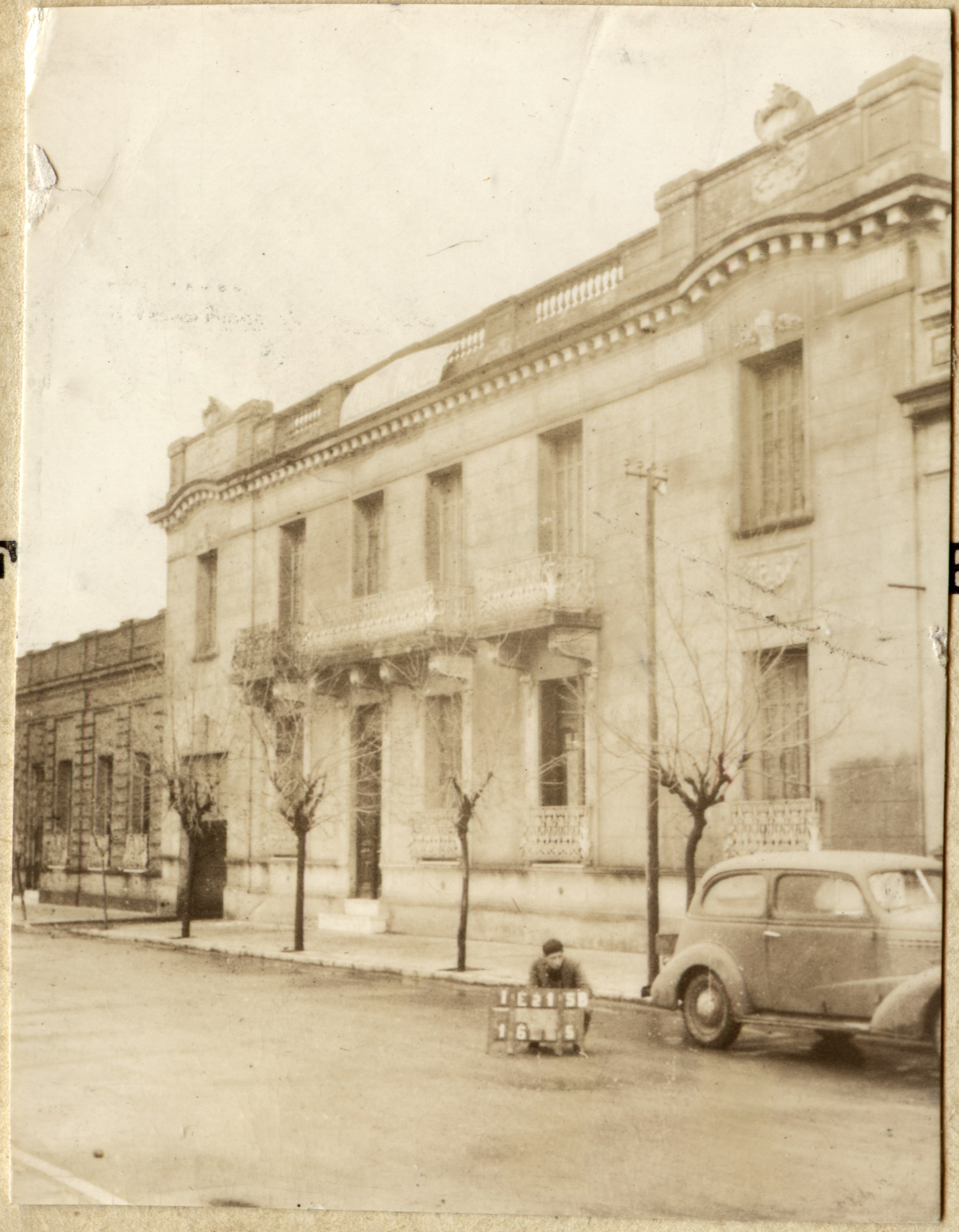 1938. Hotel Gloria, calle R. Razquin. BARRIO ESTACION CARHUE gloria hotel