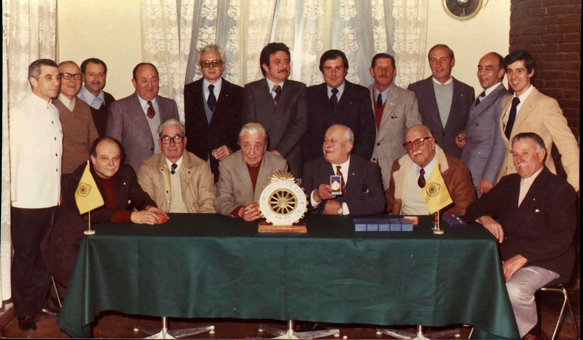 Nombramiento de socios Vitalicios, años 80. 