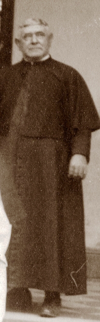 1924. Padre Lorenzo Asategui. lorenzo asategui padre carhue
