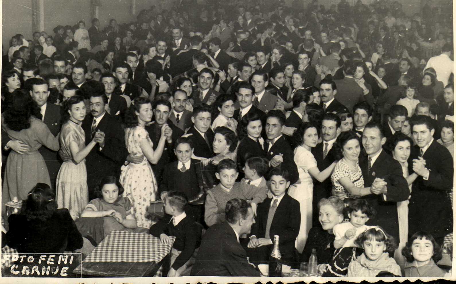sociedad italiana carhue bailes