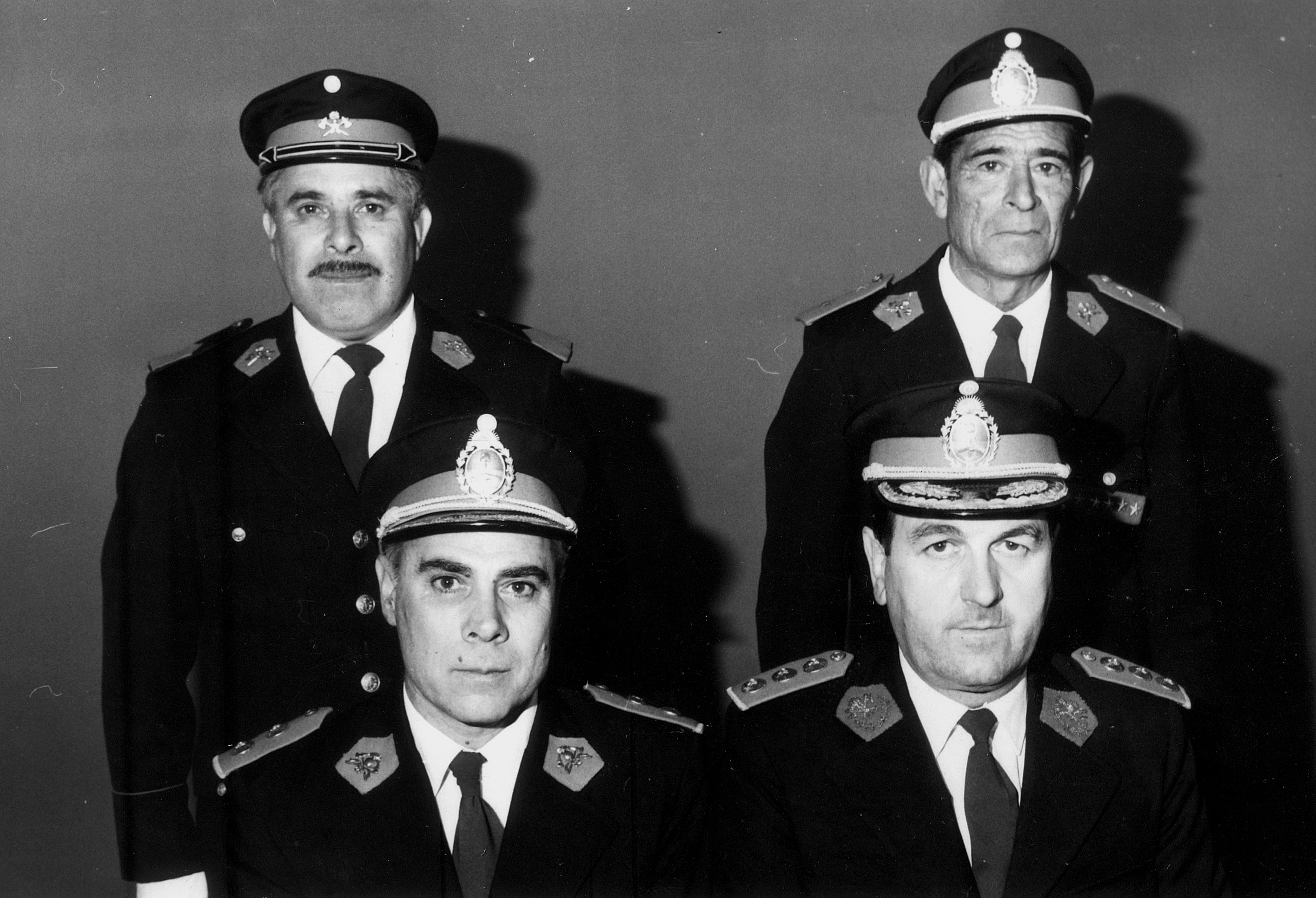 CUARTEL DE BOMBEROS CARHUE 1990