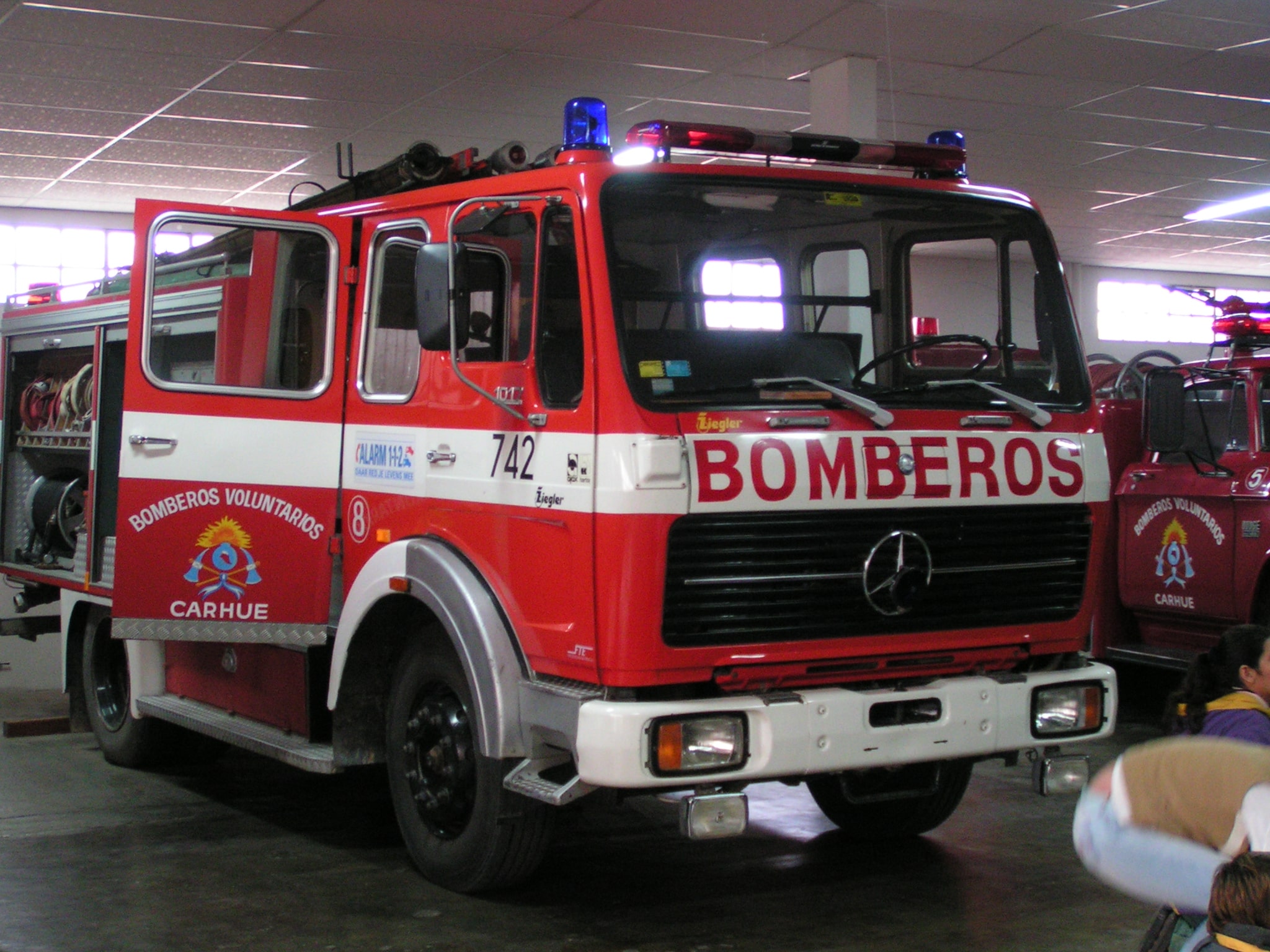 CUARTEL DE BOMBEROS CARHUE 2006