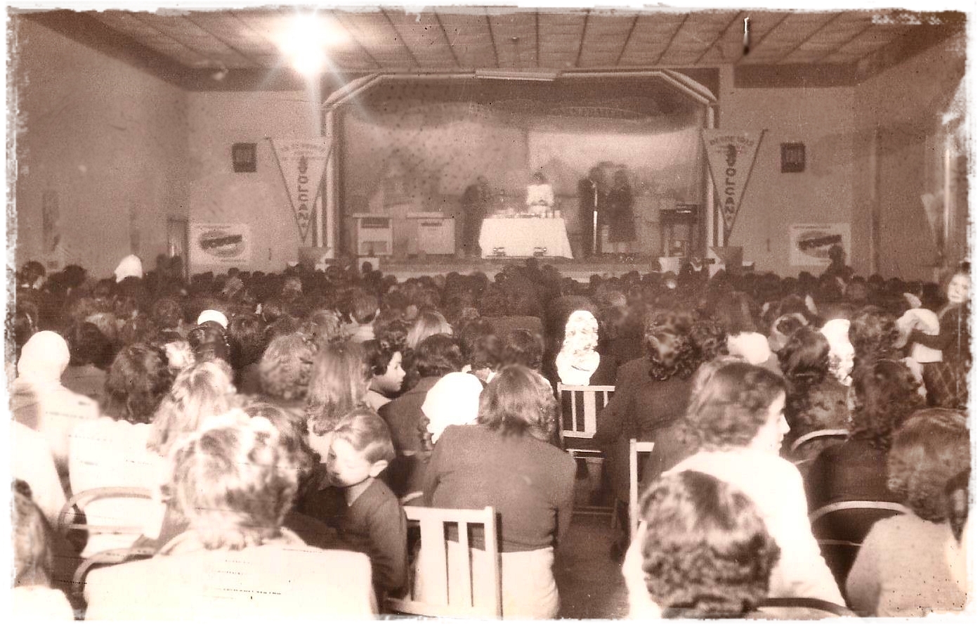 cocinas volcan bruni sociedad italiana salon carhue
