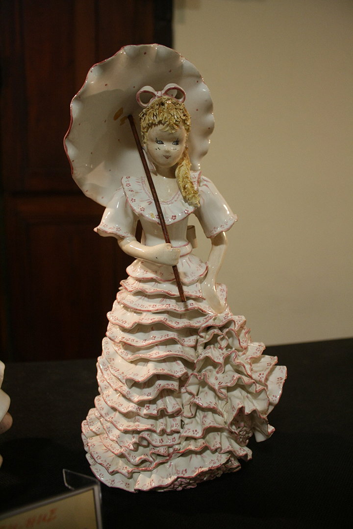Keops muñeca ceramica carhue fabrica