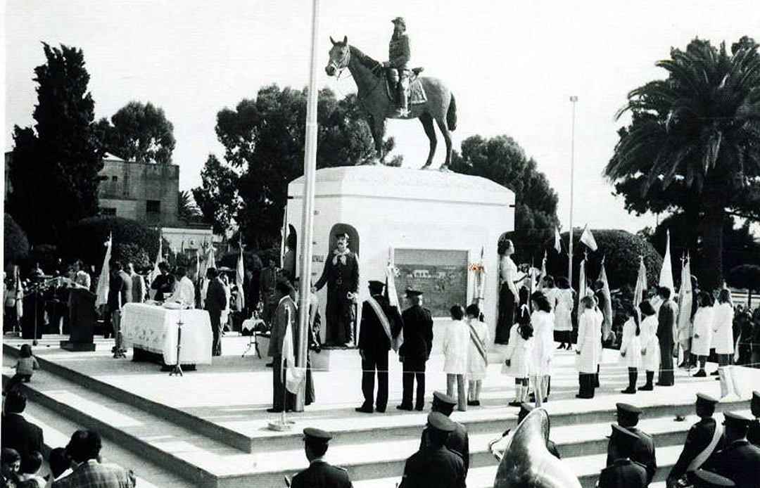 23 de abril de 1978 Monumento levalle carhue