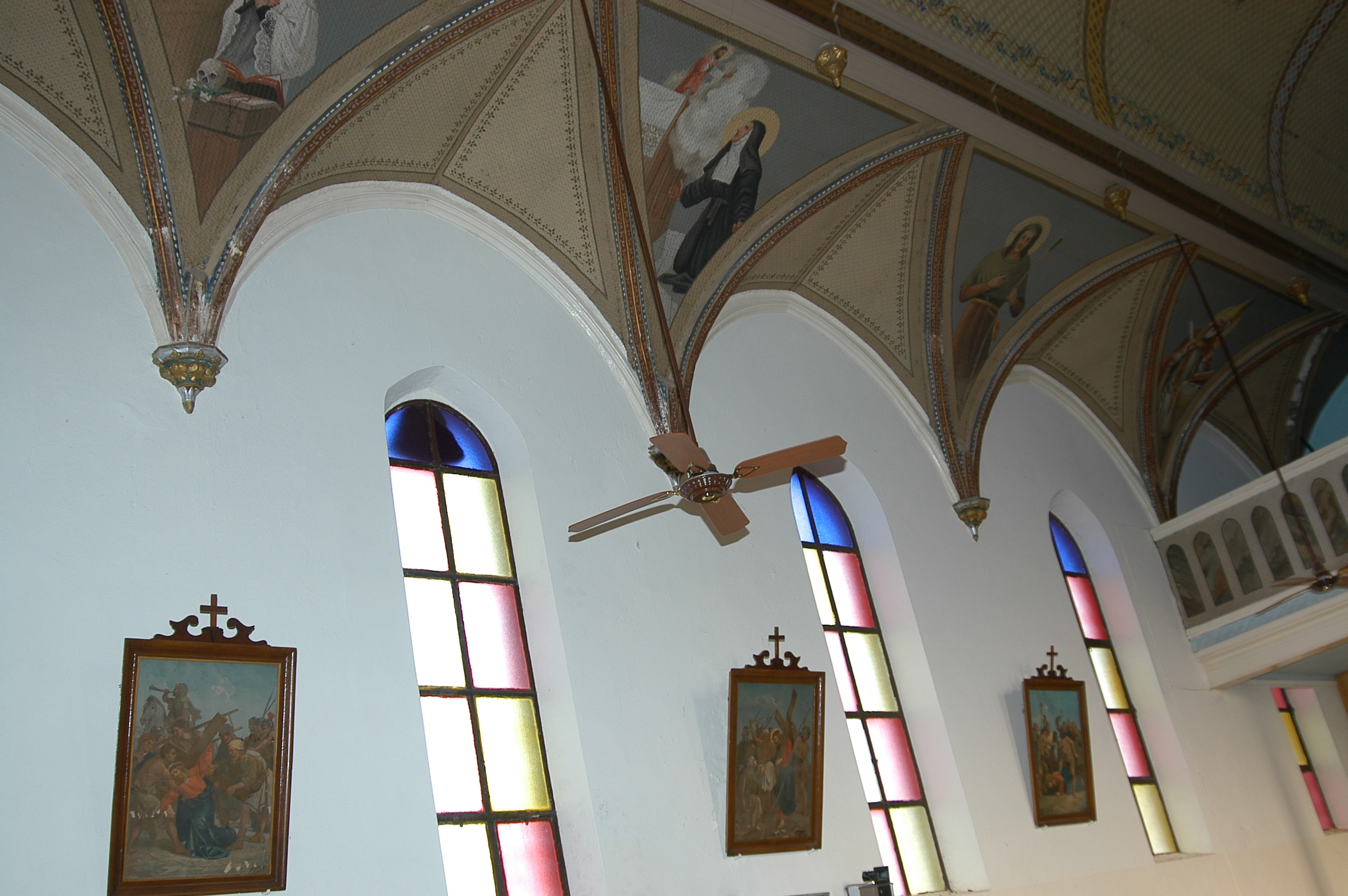 IGLESIA SAN MIGUEL ARCANGEL ADOLFO ALSINA VOLGA ALEMANES