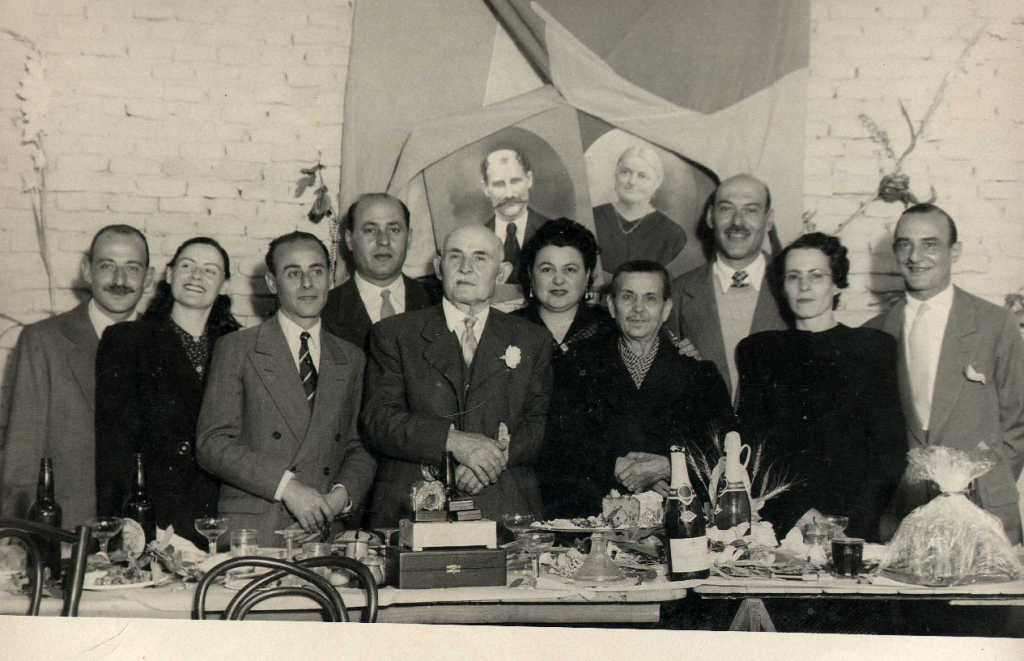 NAZARENO BUSCARINI FAMILIA CARHUE