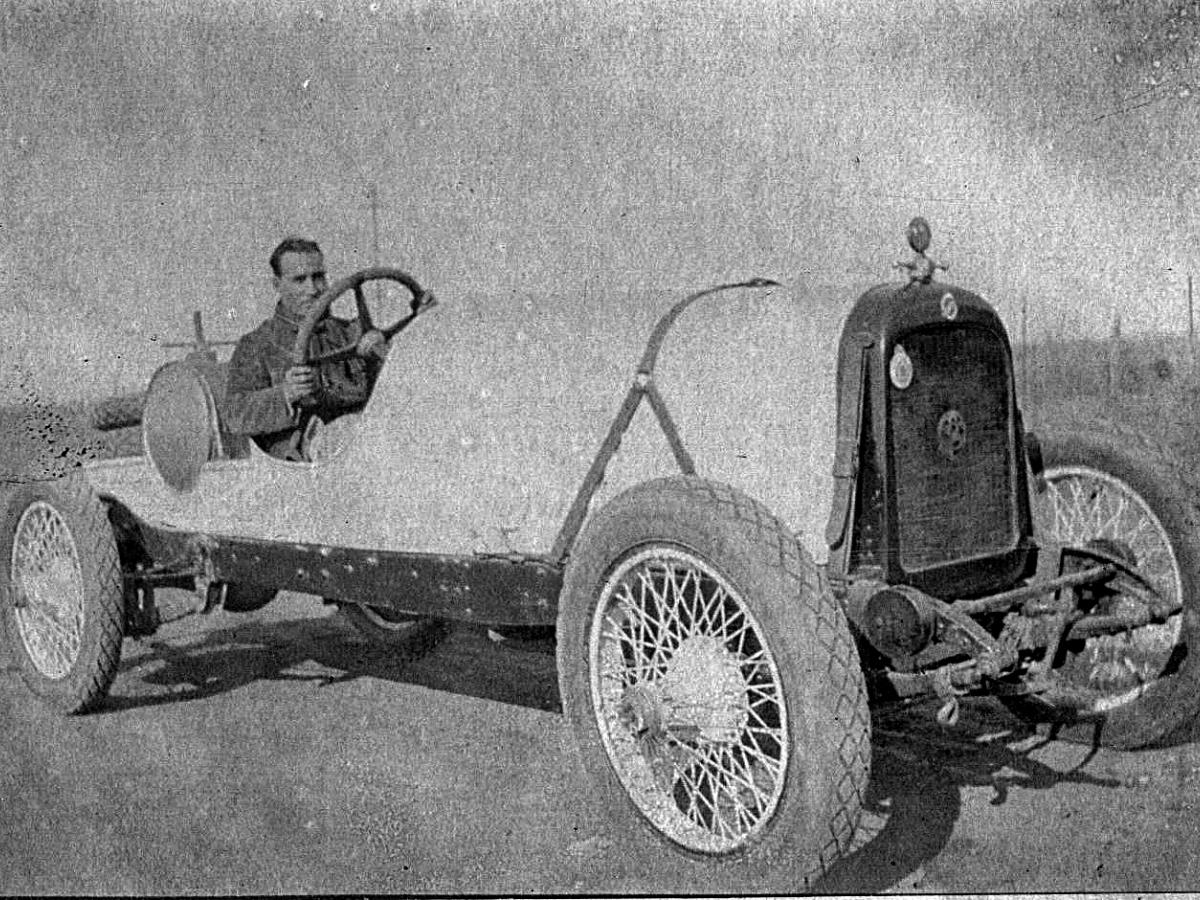 PEDRO SANCHEZ AUTOMOVILISMO CARHUE PILOTO CARRERAS studebaker